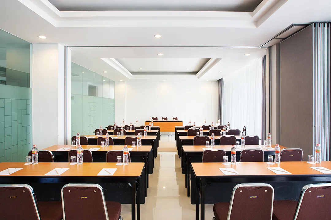 Meeting Room - Amaris Hotel Hertasning Makassar